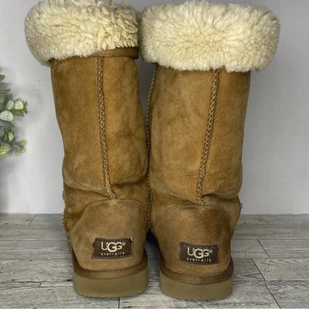 UGG Australia Classic Tall Boots Brown Size 7 Sheepskin Wool